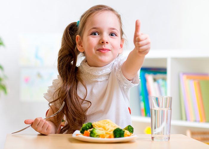 O autismo e a Seletividade Alimentar: O que é e como ajudar?